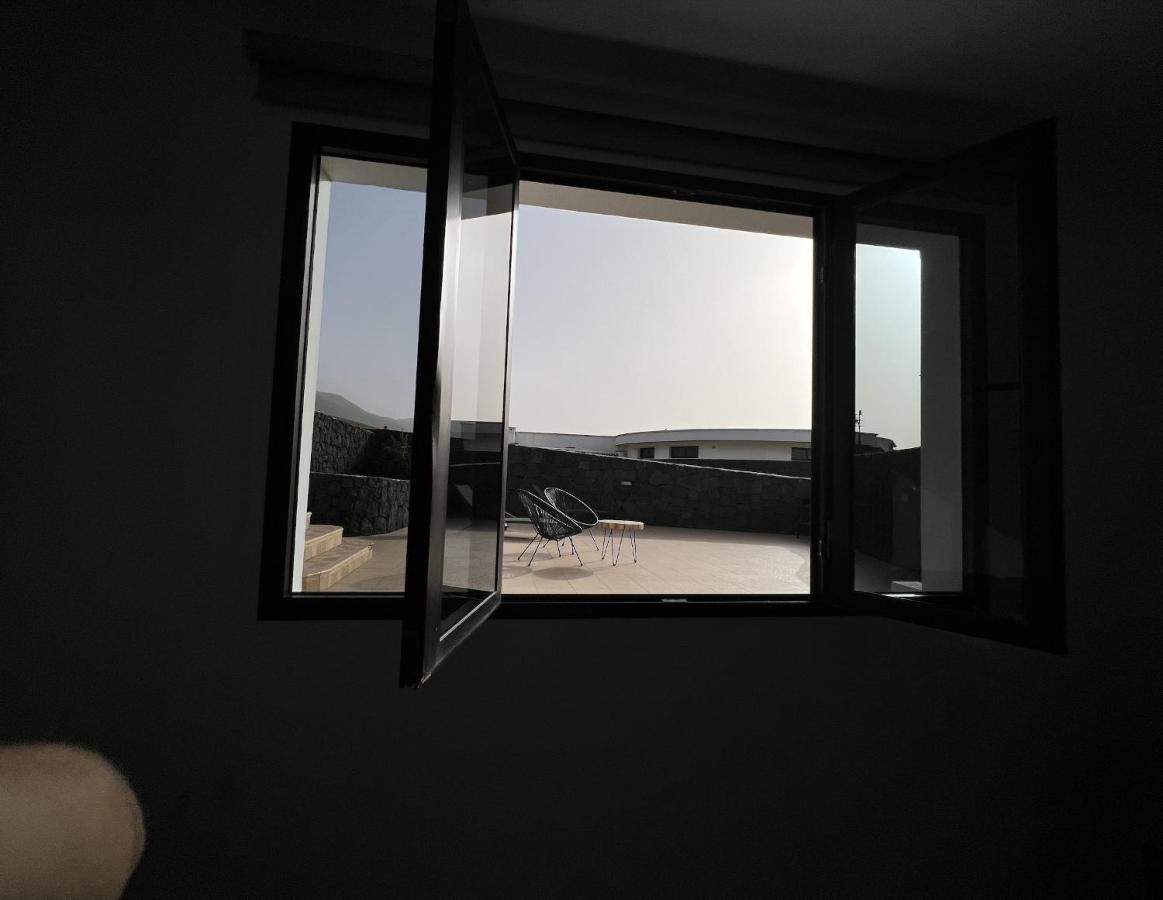 Bungalow Apartamento Sol カレタ・デ・ファマラ エクステリア 写真